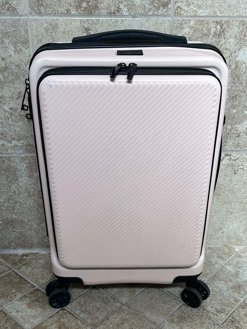 CalPak Light Pink Carry-On Spinner with Laptop compart - Sleek Travel Luggage
